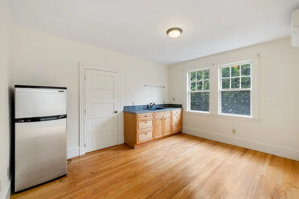 Photo of Unit 2 at 179 Rawson