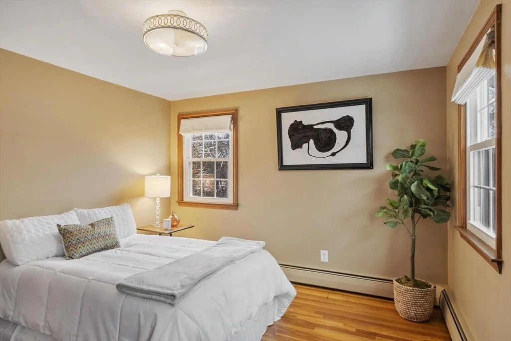 Photo of 11 Ethelyn Cir