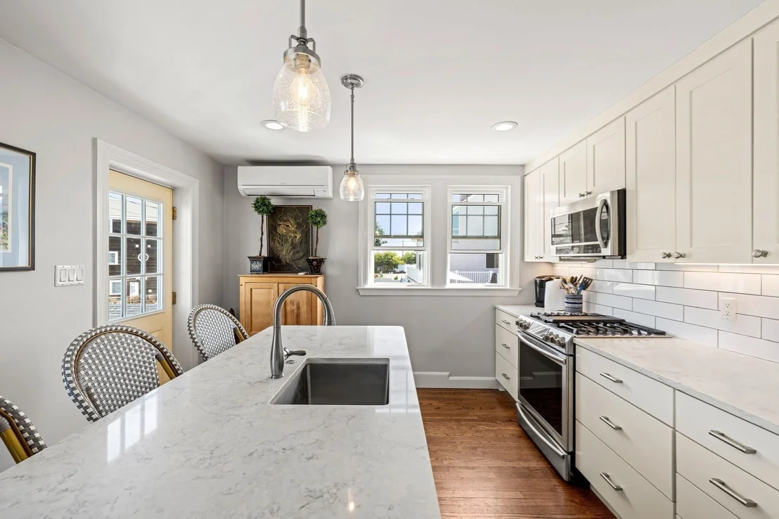Photo of 6 Fox Hill Road