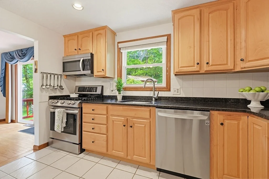 Photo of 218 Hampton Rd