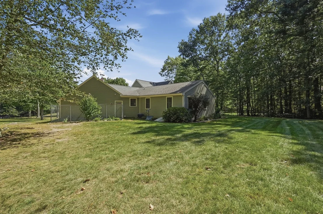 Photo of 70 Birchbark Dr