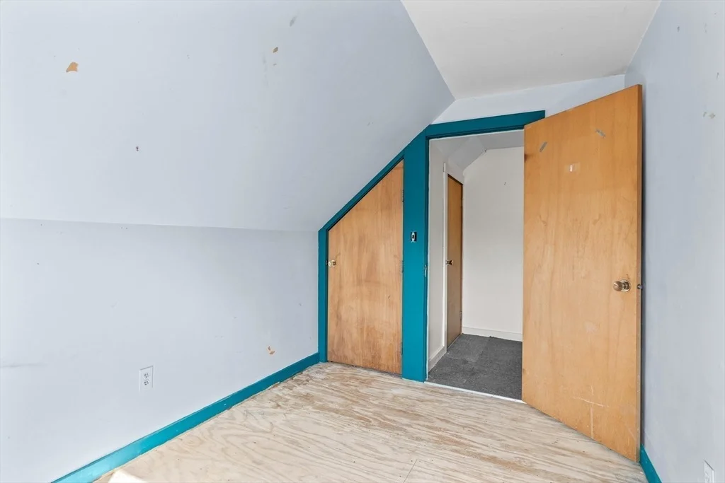 Photo of 367 Elm Street