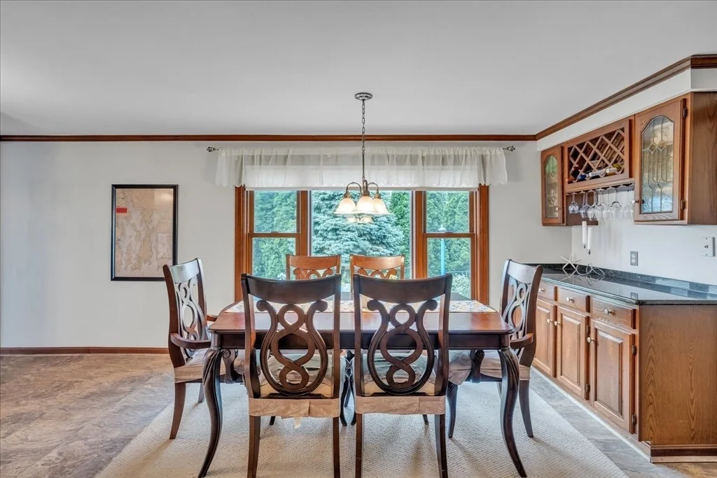 Photo of 376 Parkside Dr
