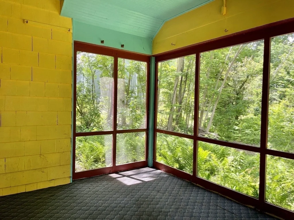 Photo of 102 Farview Way