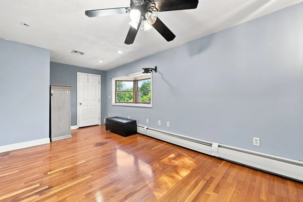 Photo of 79 Waverly Rd
