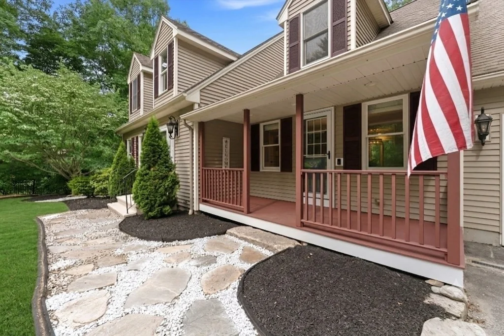 Photo of 115 Sutton Rd