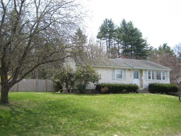 Photo of 8 Noble Dr