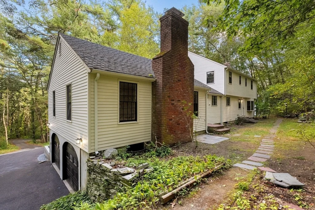 Photo of 123 Dutton Rd