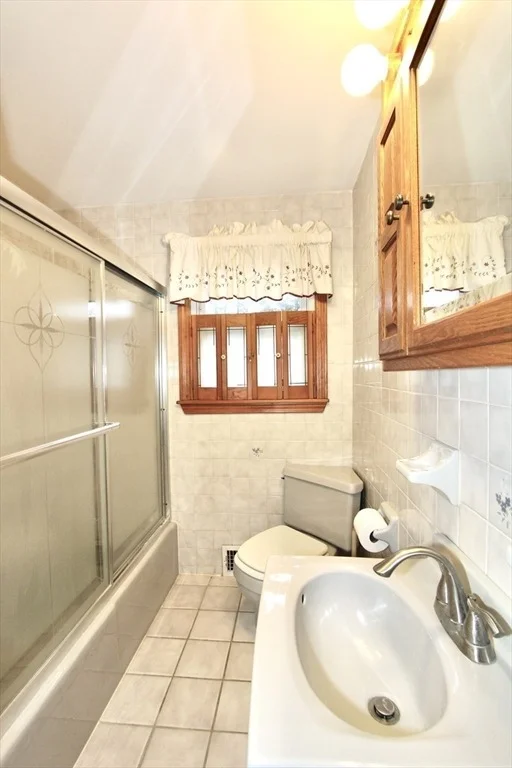 Photo of 6 Roald St