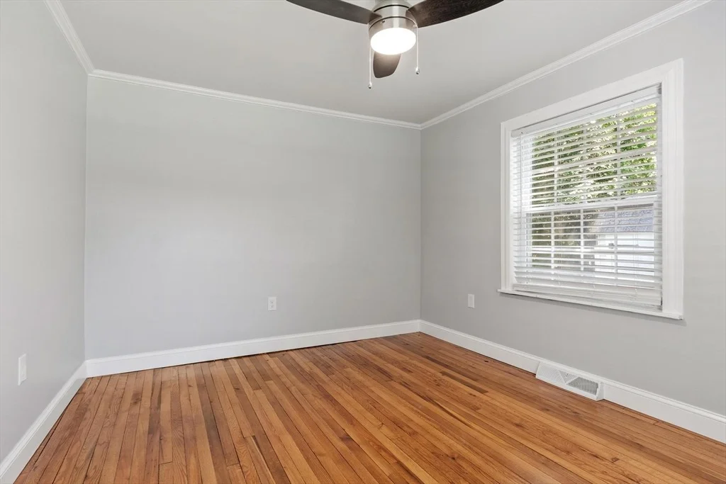 Photo of 145 Colburn Road