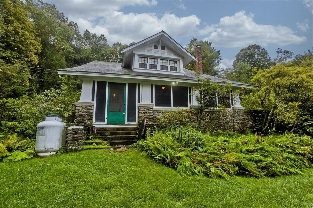 Photo of 83 Mountain Road