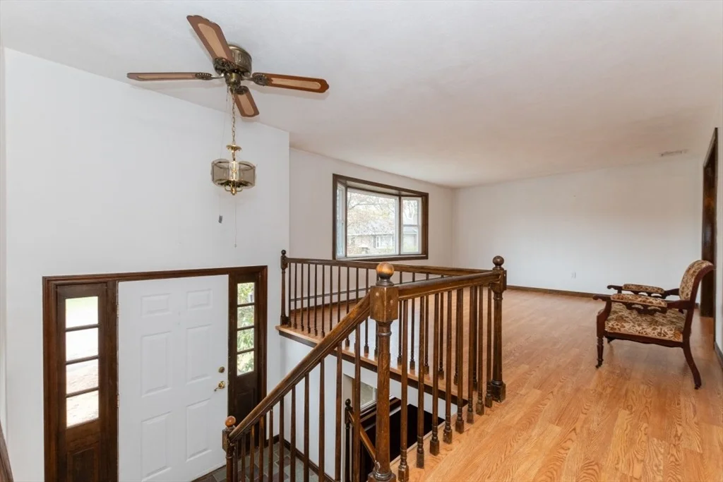 Photo of 49 Benton Circle