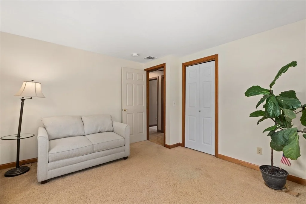 Photo of 51 Point St