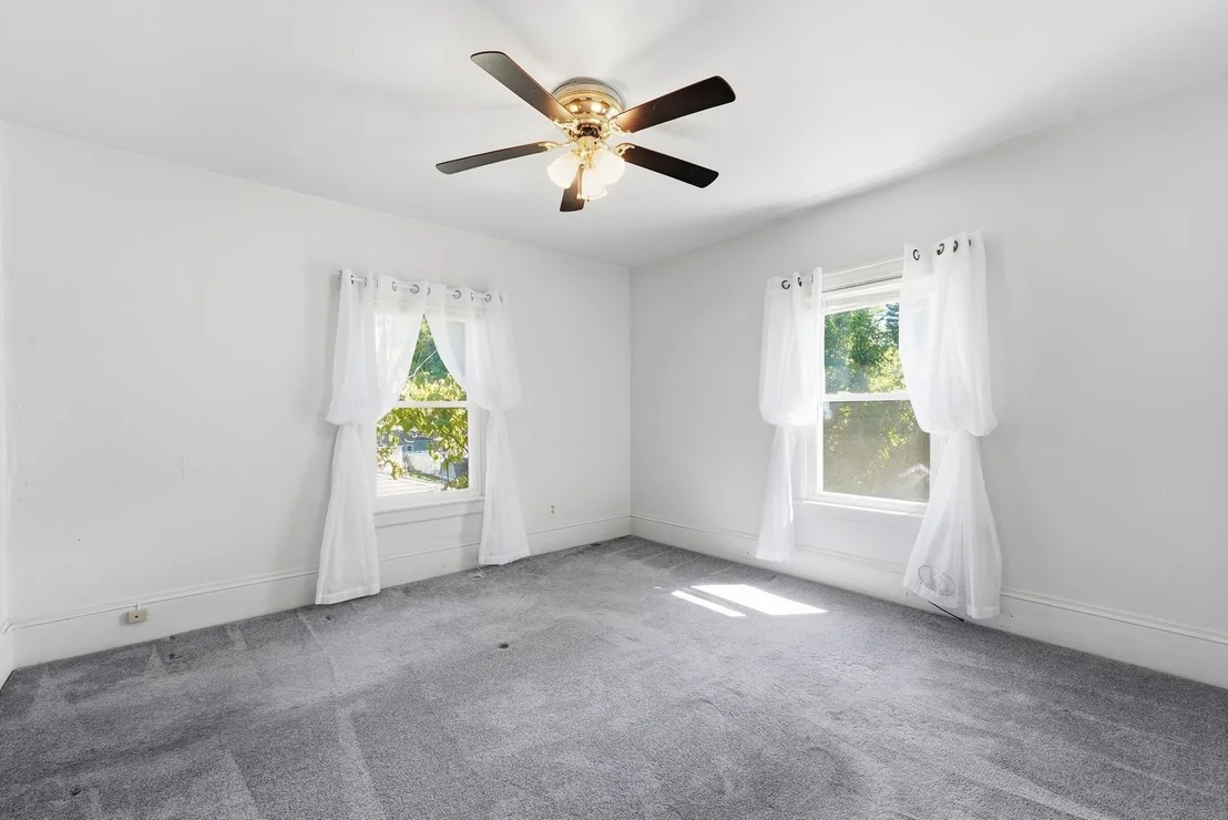 Photo of 57 Maple St