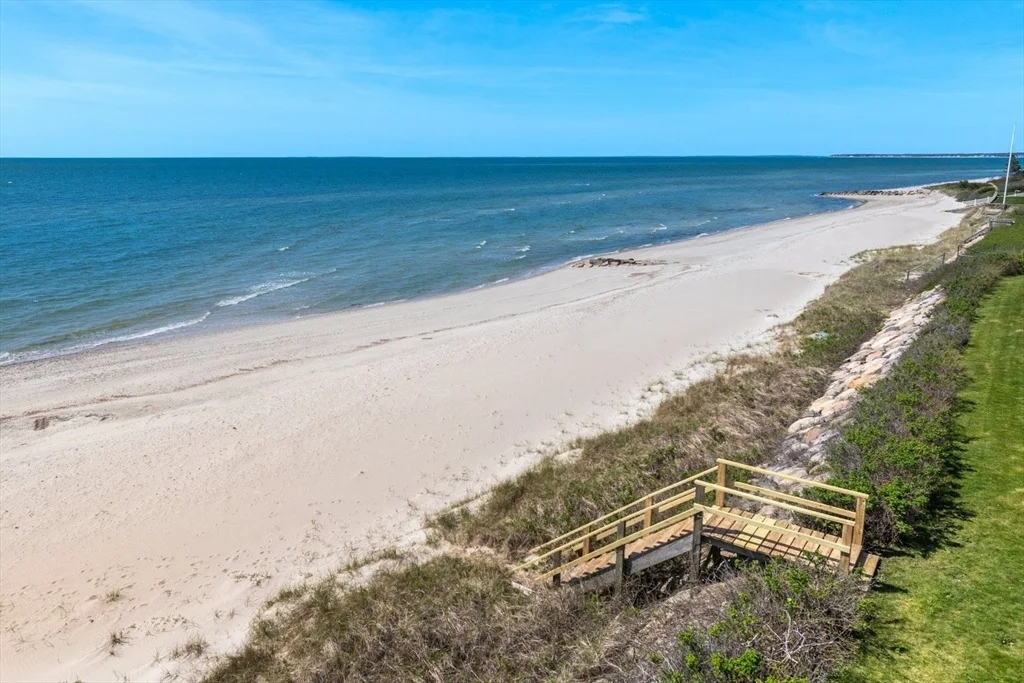 Photo of 545 Sea View Avenue
