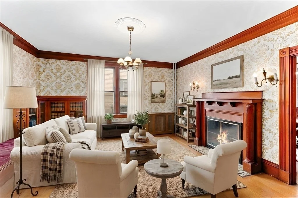 Photo of 330 Lincoln Ave