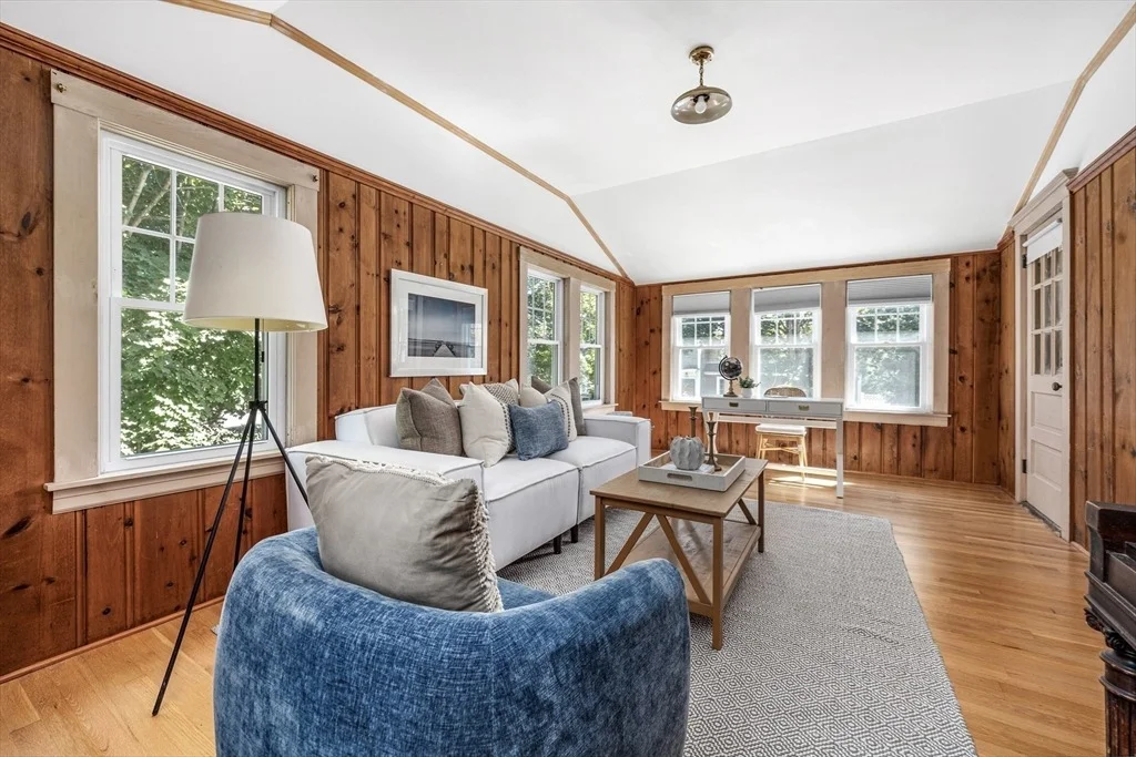 Photo of 22 Linscott Rd