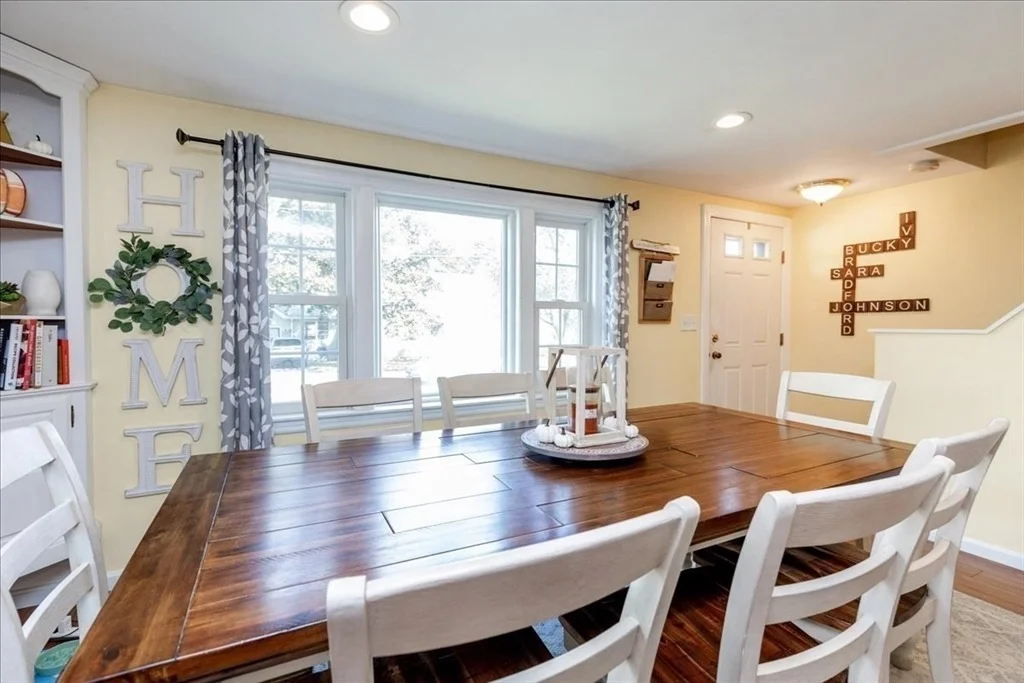 Photo of 34 Roosevelt Ave