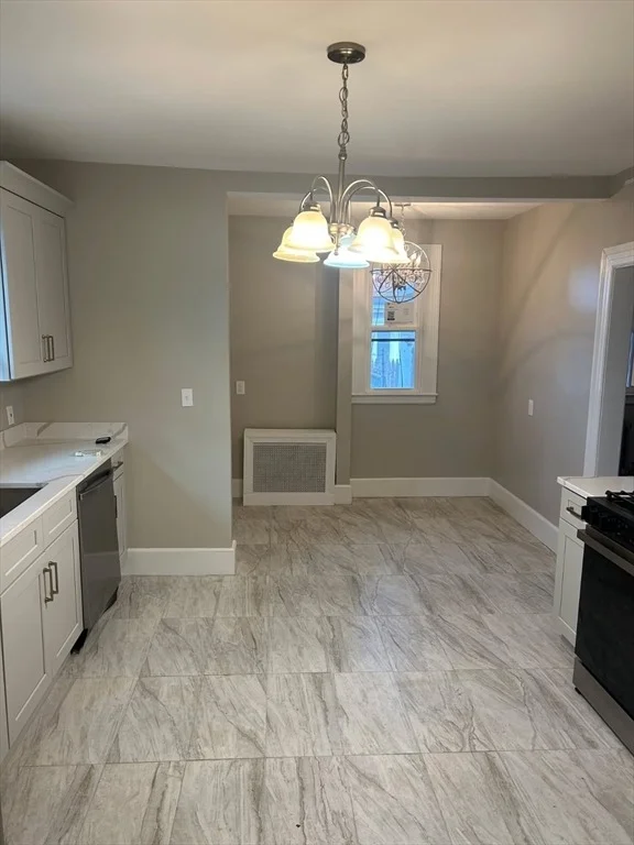 Photo of 122 Bellevue Ave