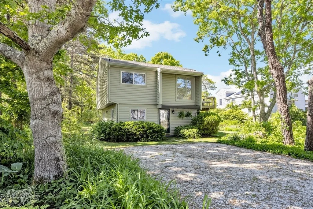 Photo of 128 Whippoorwill Cir