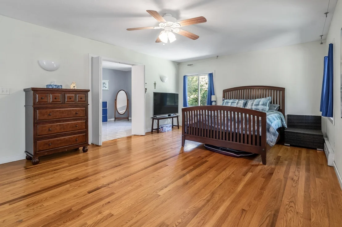 Photo of 26 Dwight Rd