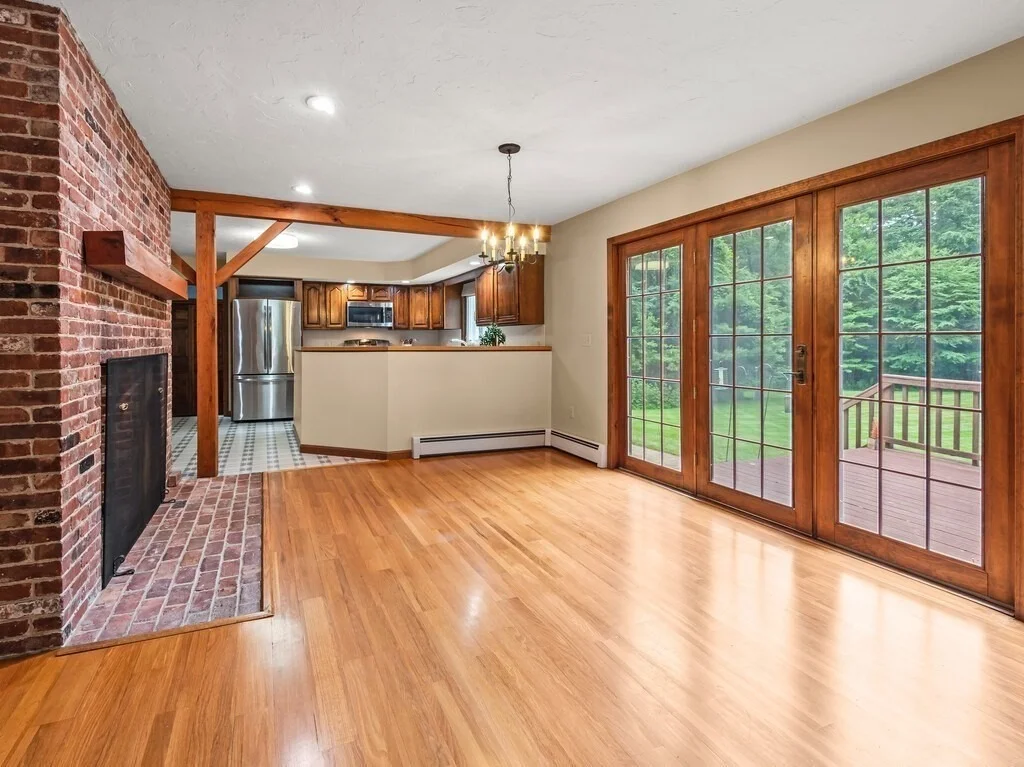 Photo of 22 Oak Cir