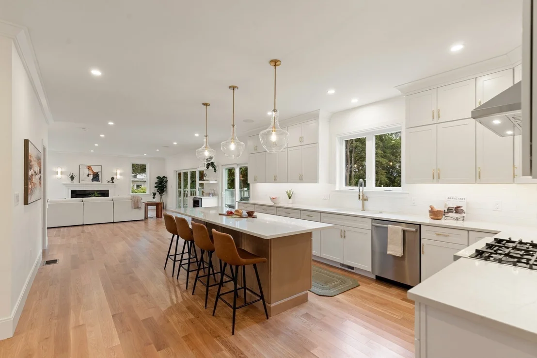 Photo of 472 Summer Avenue