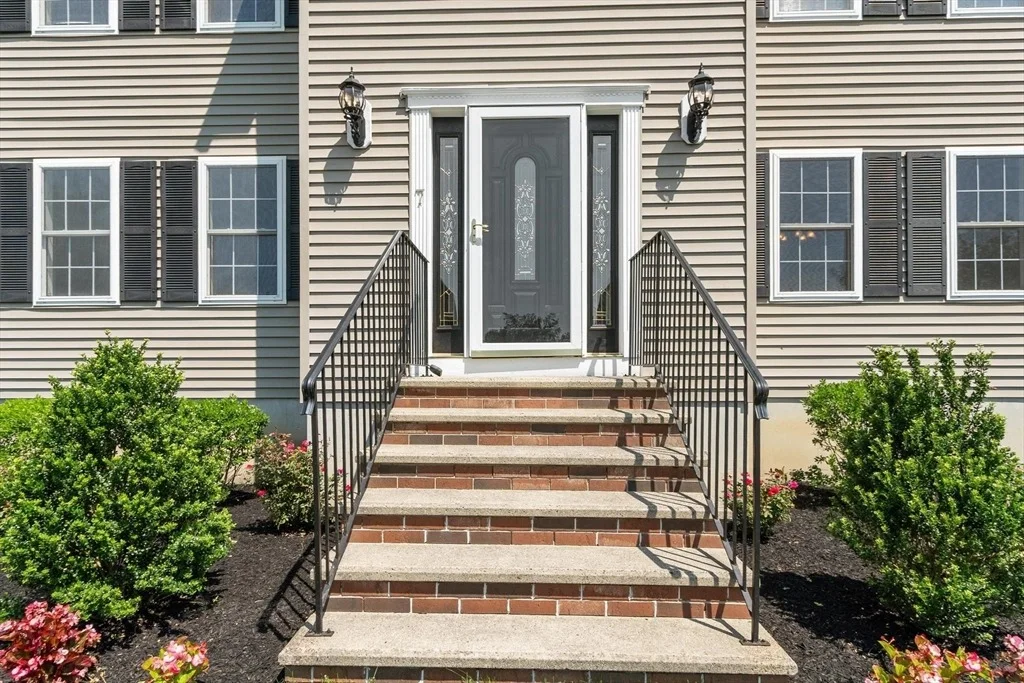 Photo of 7 Cameron Way
