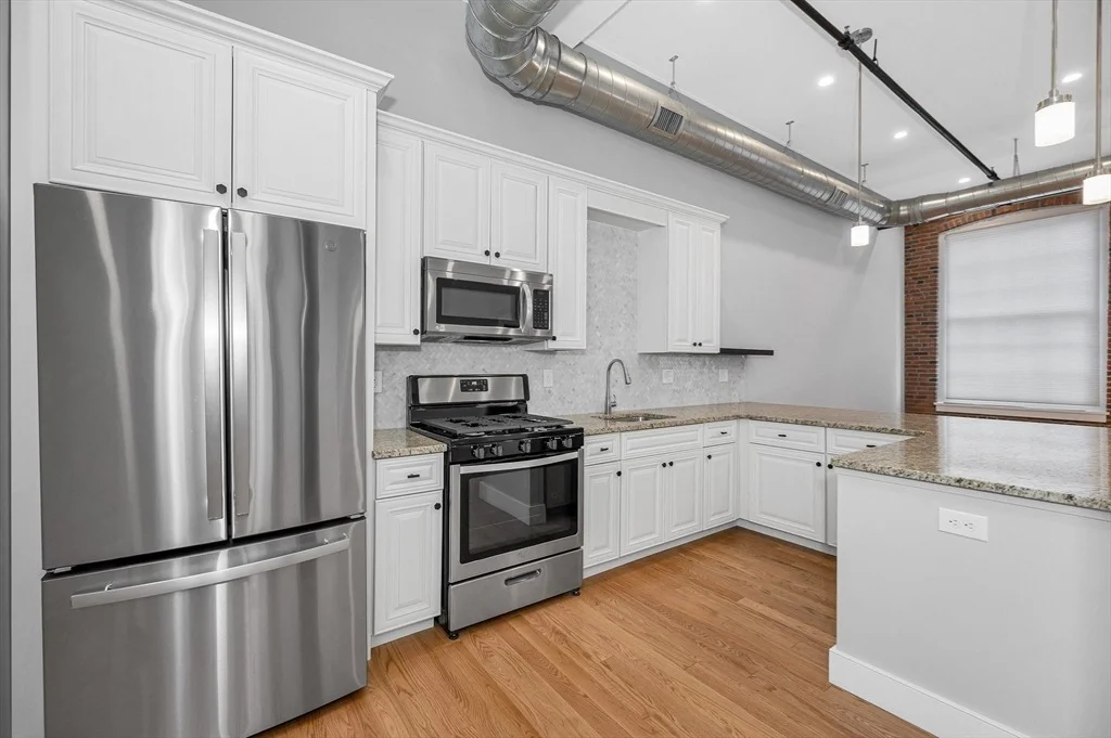 Photo of Unit 320 at 491 Dutton St