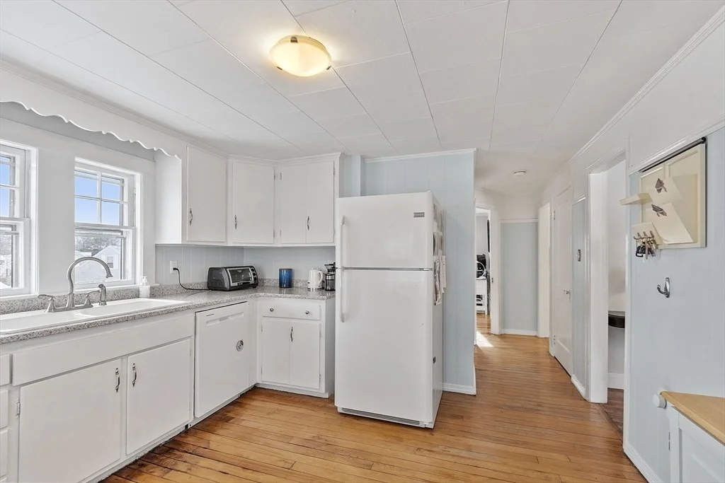 Photo of 232 Lowell St