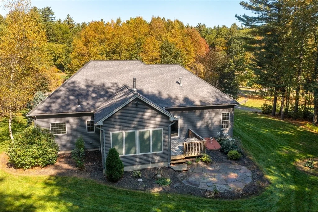 Photo of 10 Golden Cir