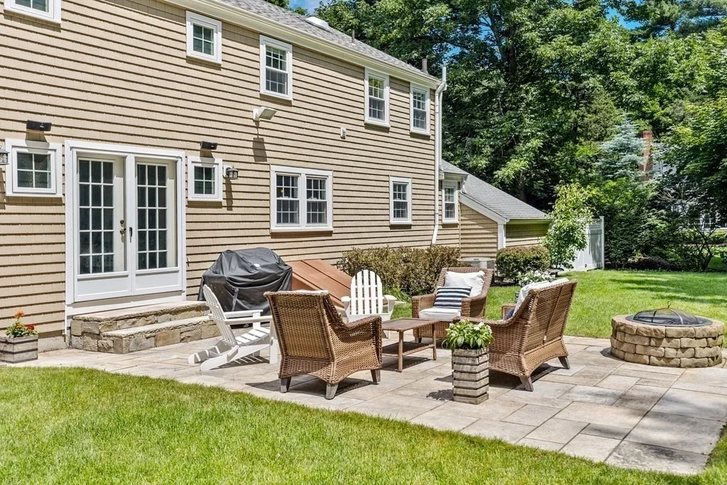 Photo of 10 Independence Ln