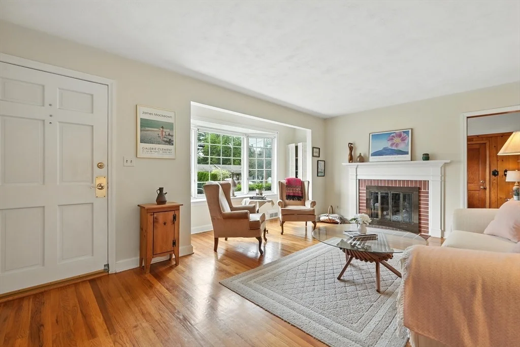 Photo of 30 Western Cir