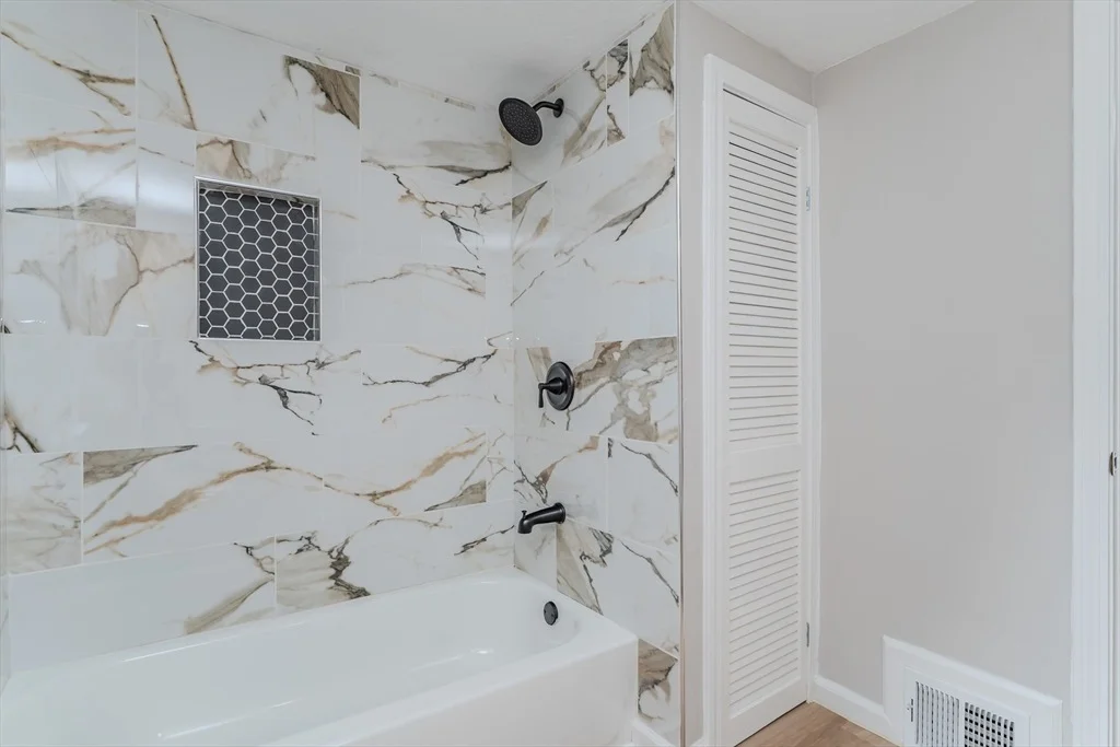 Photo of 43 Pleasantview St