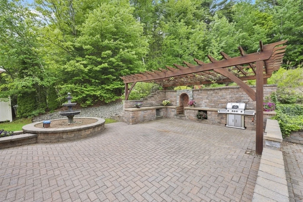 Photo of 357 Westerly Cir