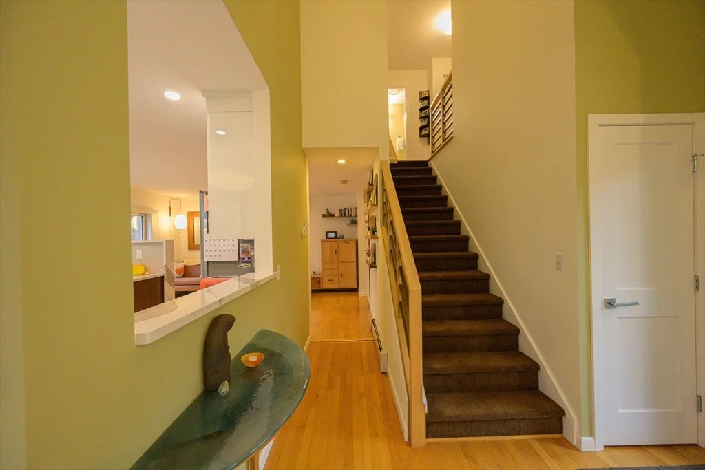Photo of 39 Dennis Dr