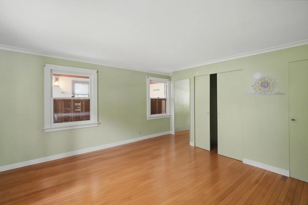 Photo of 28 Lake Dr