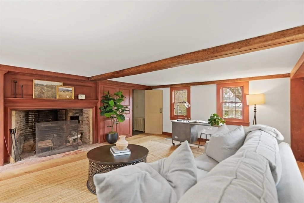 Photo of 483 Franklin Street