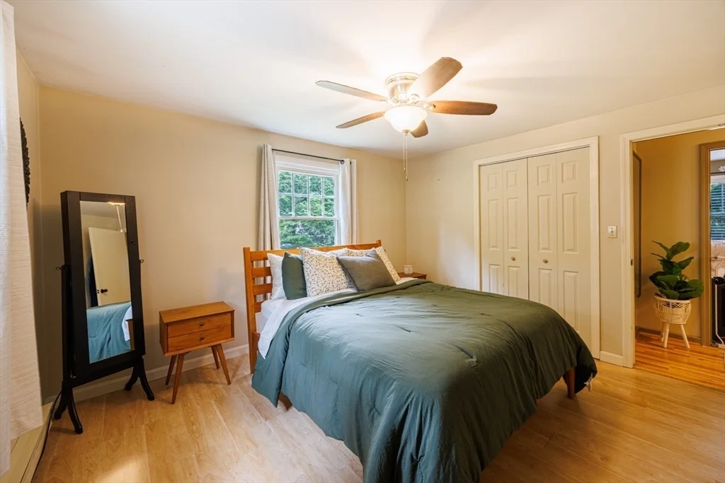 Photo of 142 Squannacook Rd