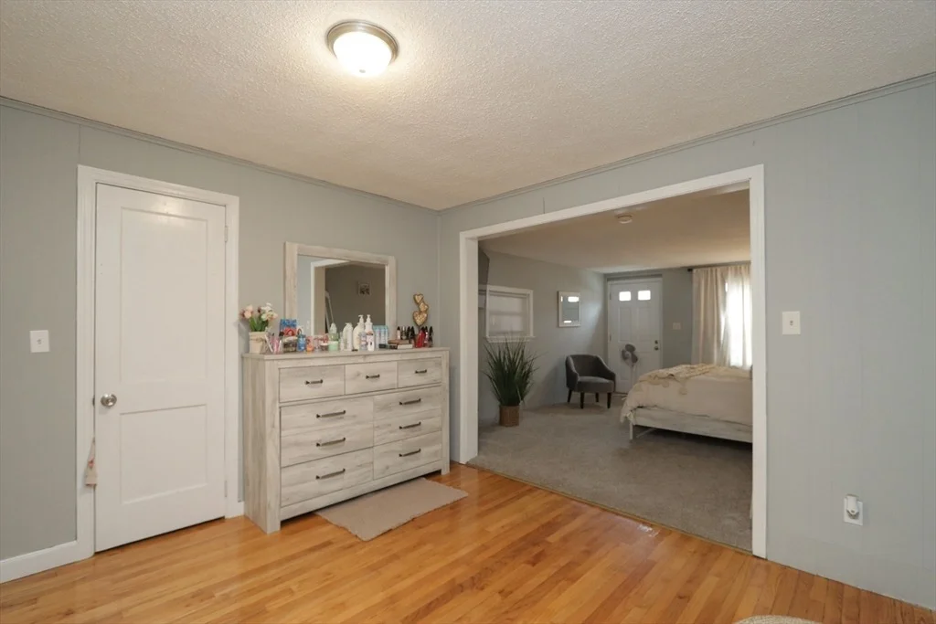 Photo of 140 Eddy St