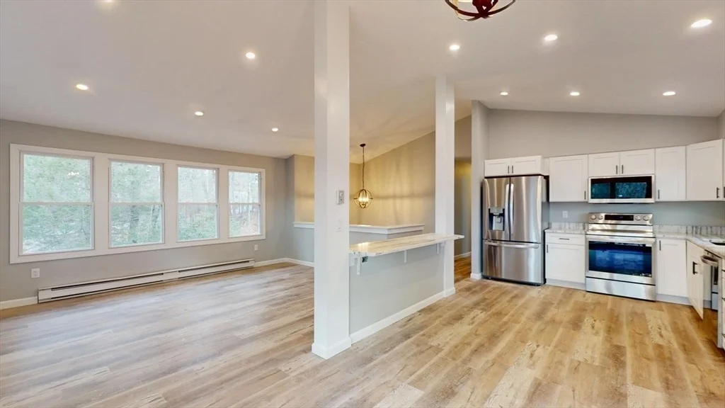 Photo of 564 West Pelham Road