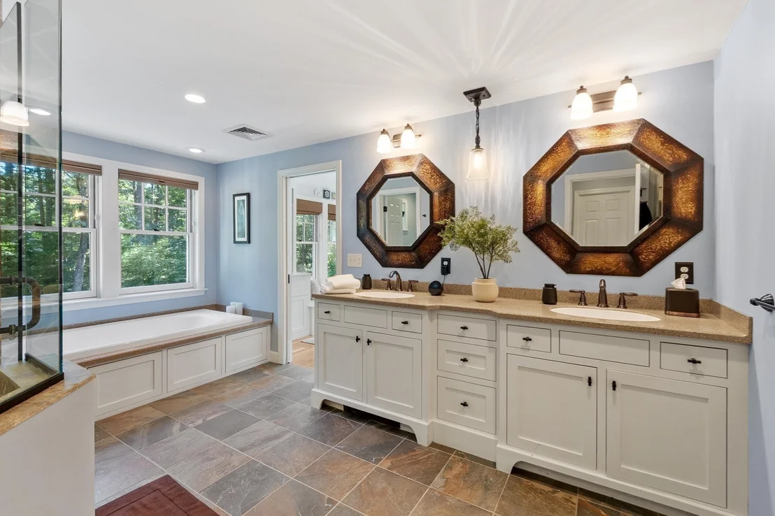 Photo of 111 Old Pickard Rd