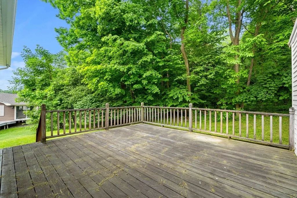 Photo of 12 Raylen Ave