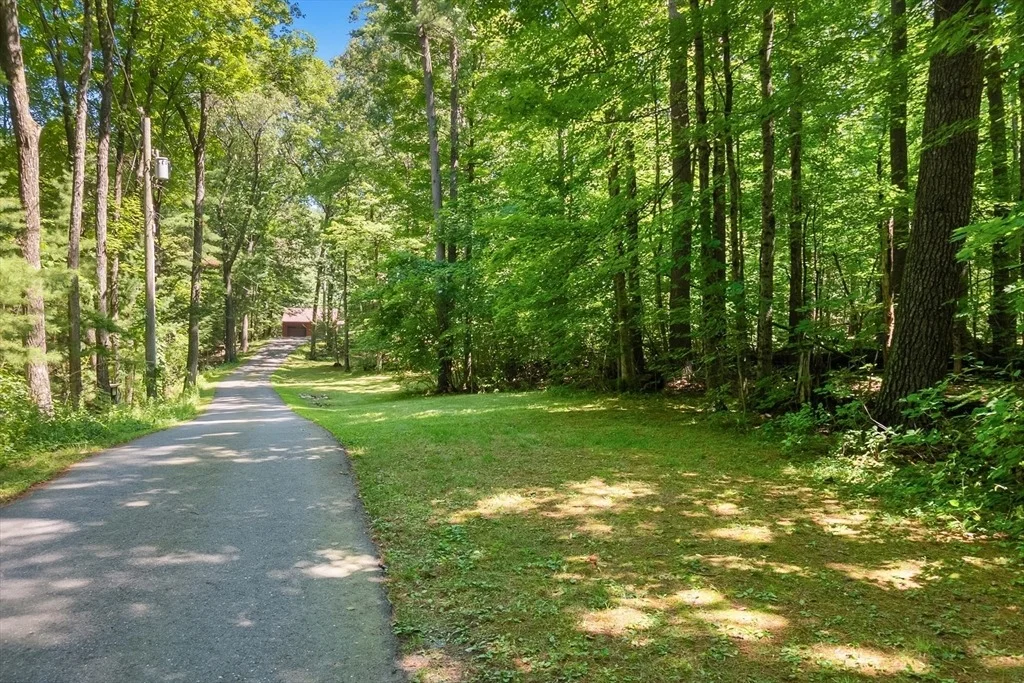 Photo of 19 Taylor Hill Rd