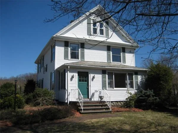 Photo of 142 Pond St