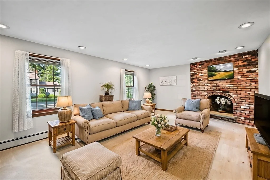 Photo of 18 Heritage Lane