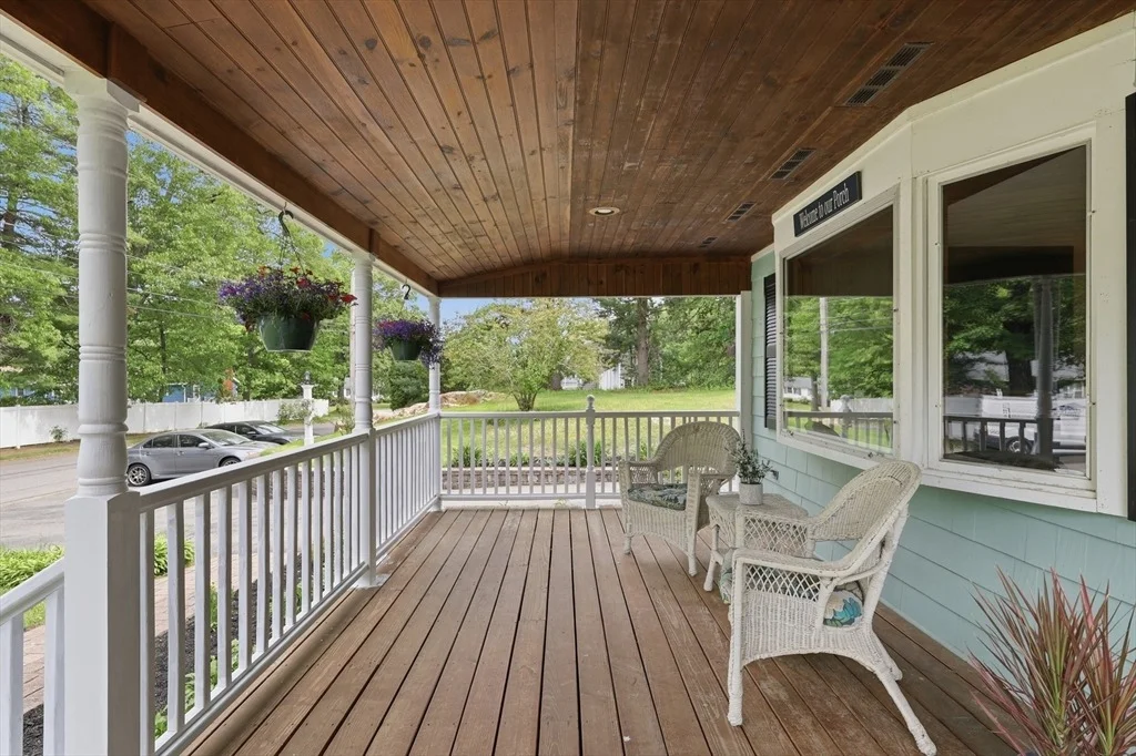 Photo of 20 Biscayne Drive