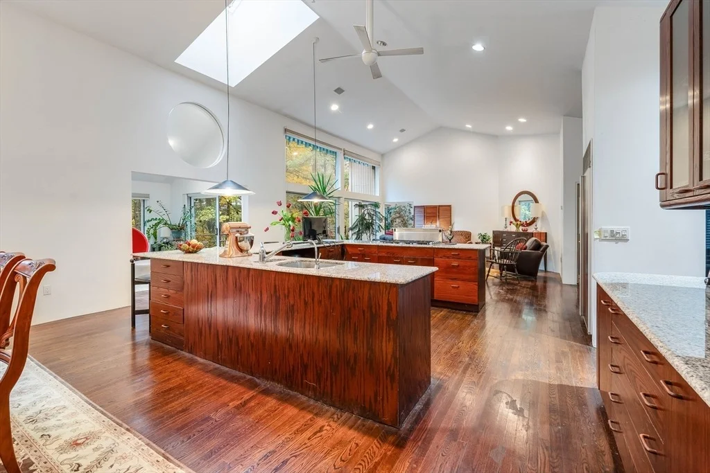 Photo of 34 Whitcomb Road