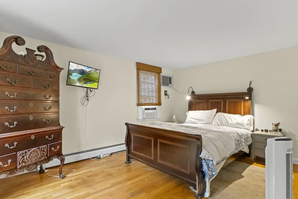 Photo of 132 Leland Rd