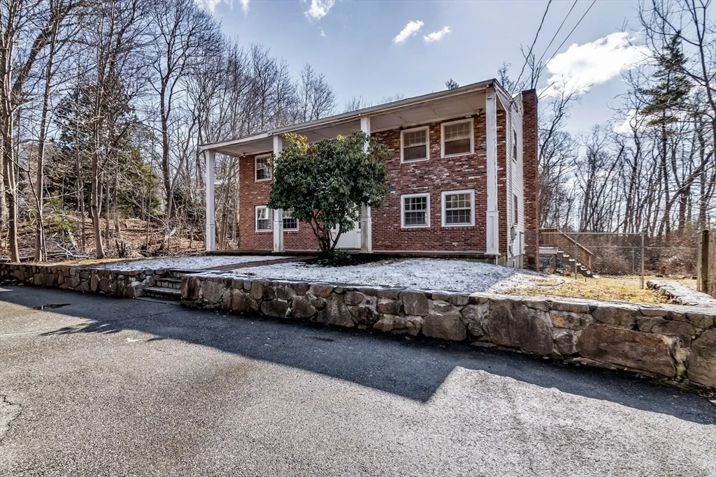 Photo of 955 Hale St